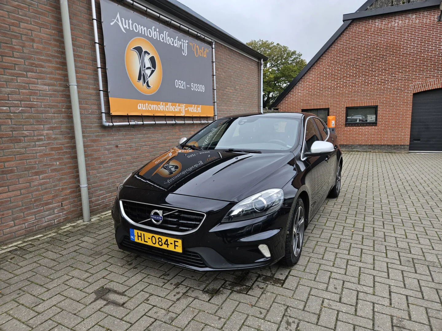 Volvo V40 (2015) — foto 1