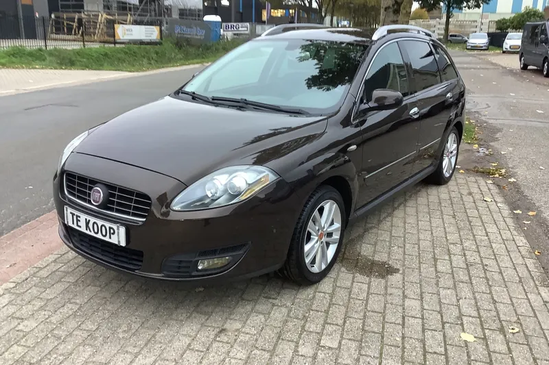 Fiat Croma (2010)