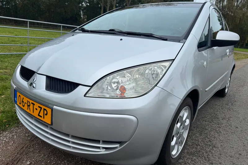 Mitsubishi Colt (2005)