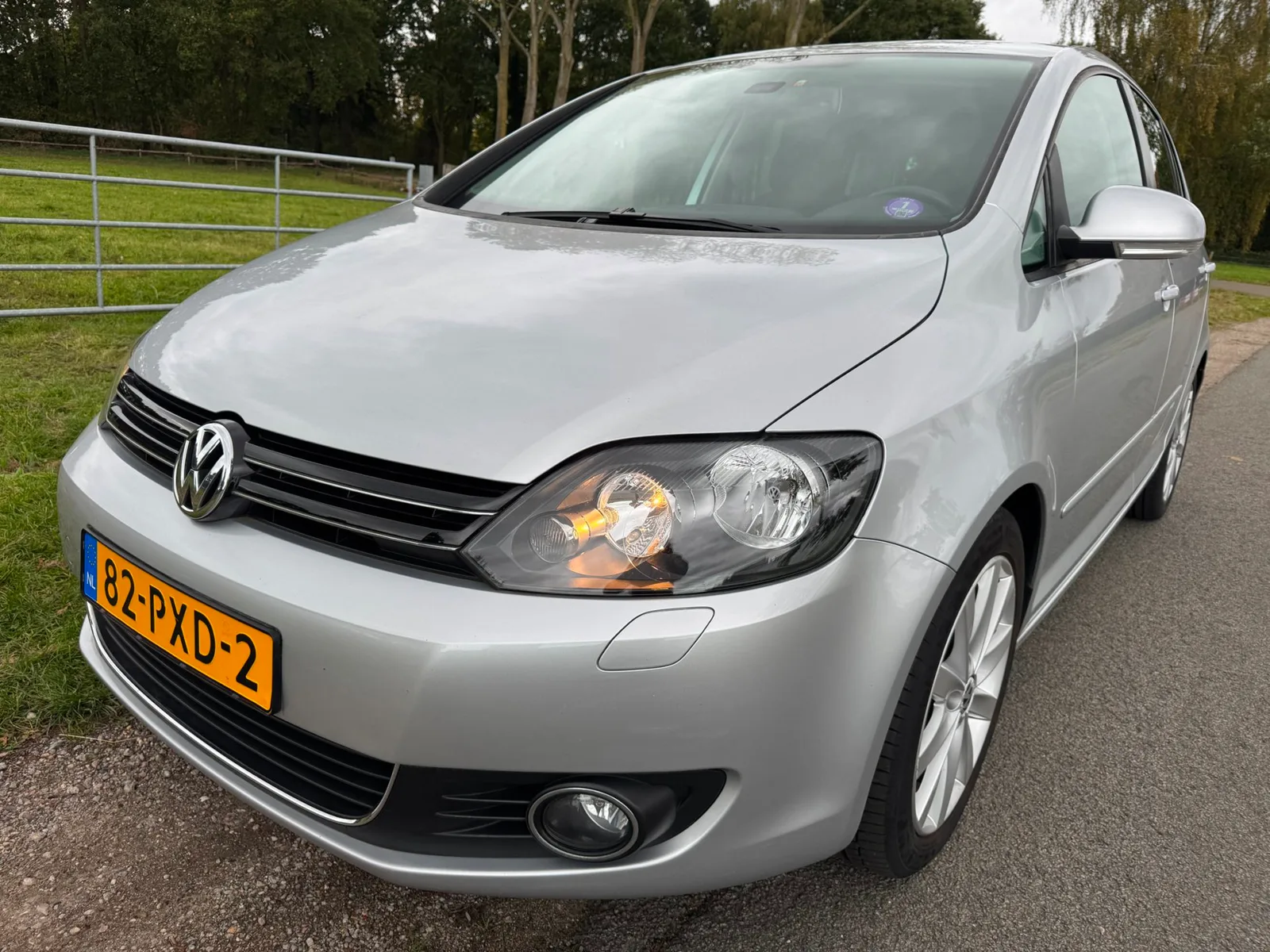 Volkswagen Golf Plus (2011) — foto 1