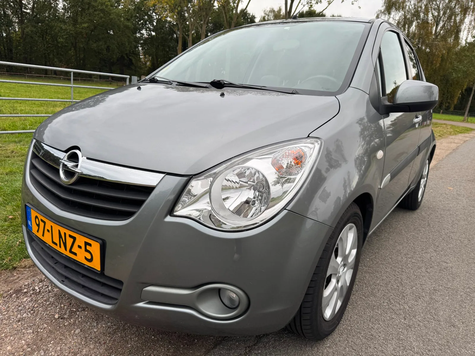 Opel Agila (2010) — foto 1