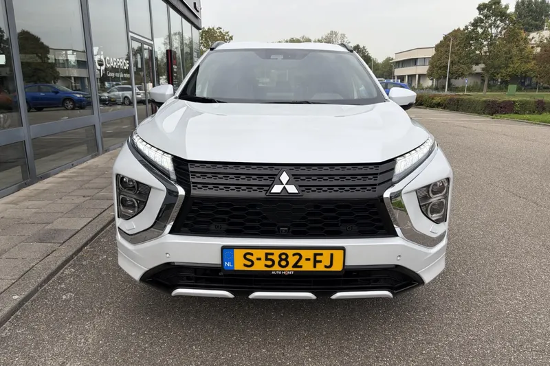 Mitsubishi Eclipse Cross (2023)