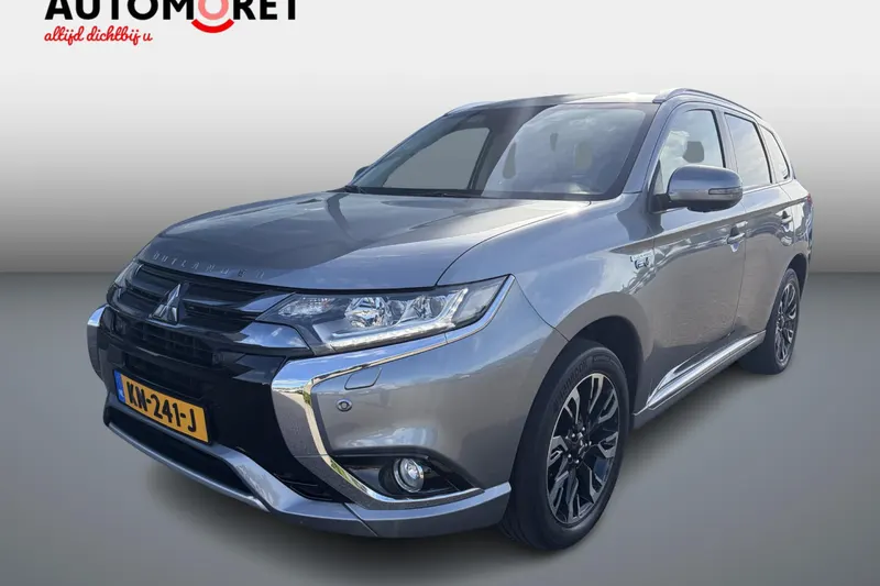 Mitsubishi Outlander (2015)
