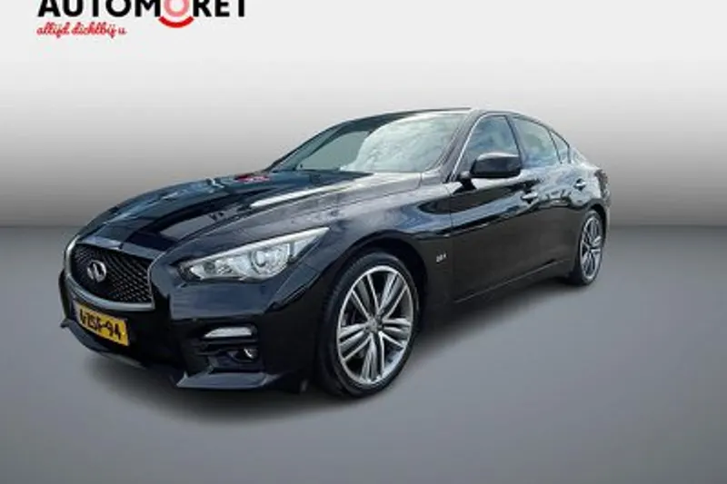 Infiniti Q50 (2015)