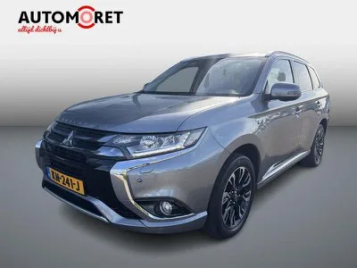 Mitsubishi Outlander (2015) — foto 1