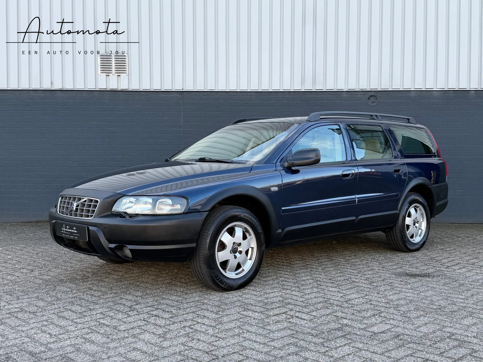 Volvo XC70 (2004) — foto 1