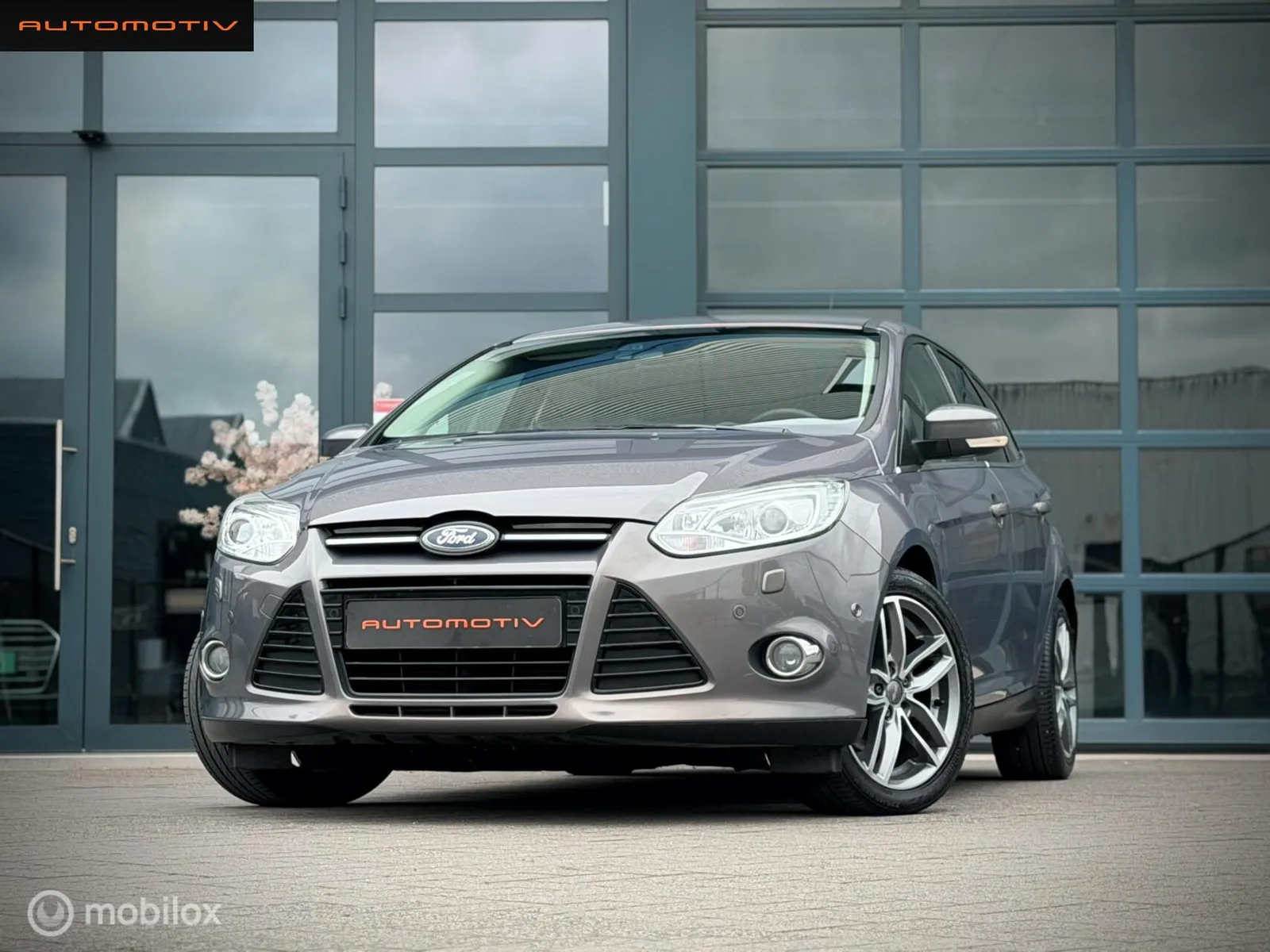 Ford Focus (2011) — foto 1