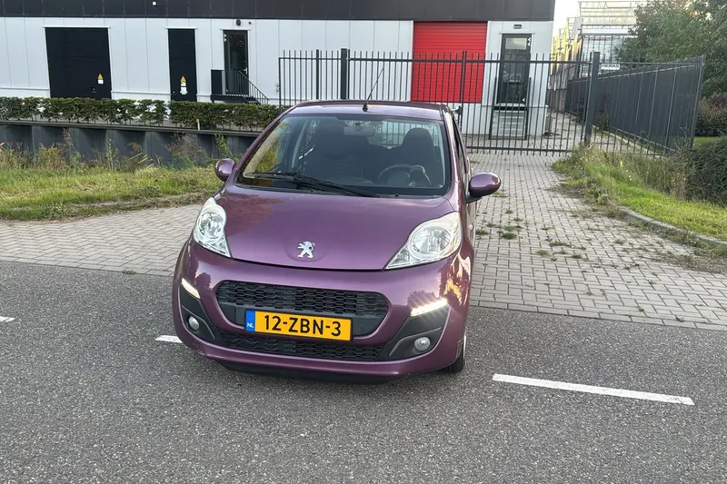 Peugeot 107 (2012)
