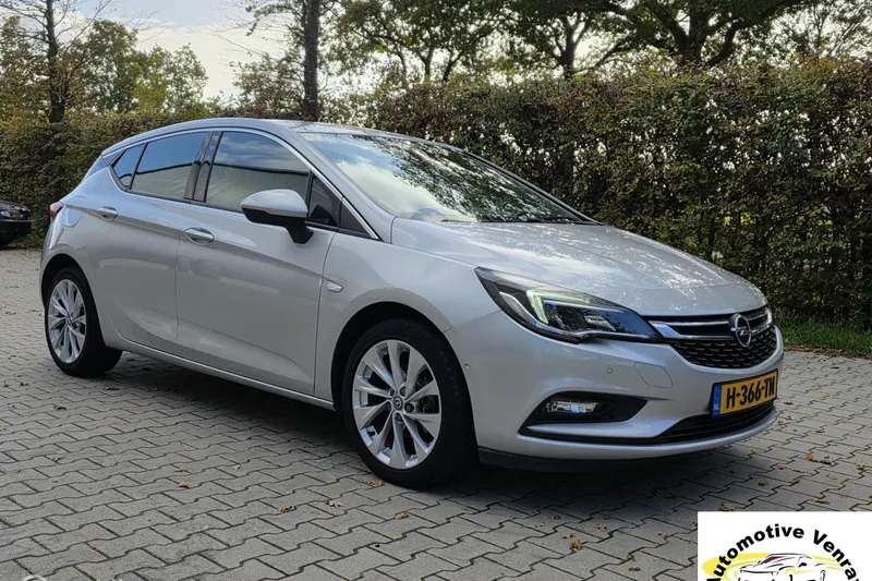 Opel Astra (2015)