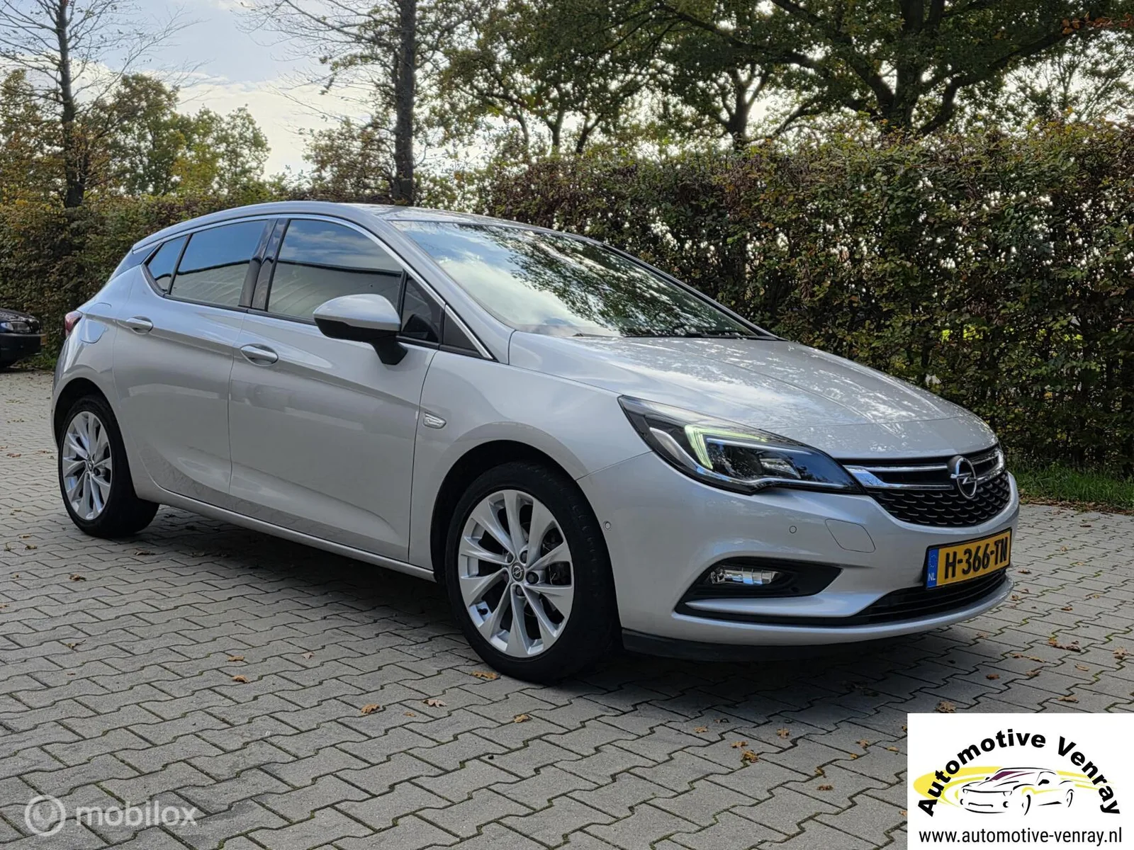 Opel Astra (2015) — foto 1