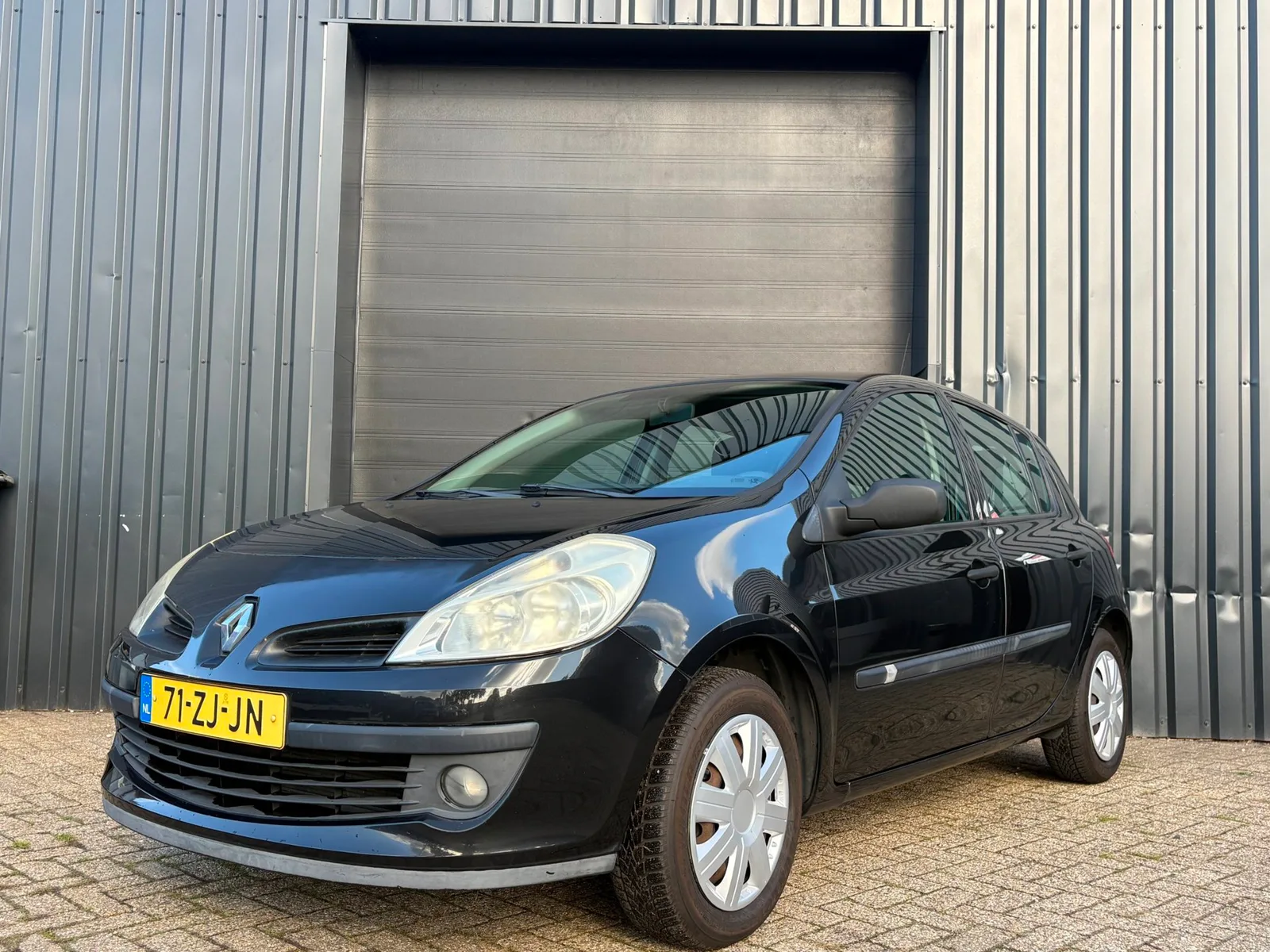Renault Clio (2008) — foto 1