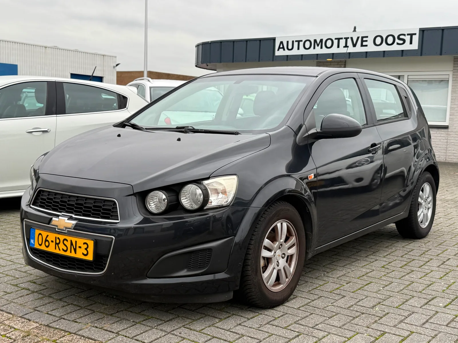 Chevrolet Aveo (2011) — foto 1