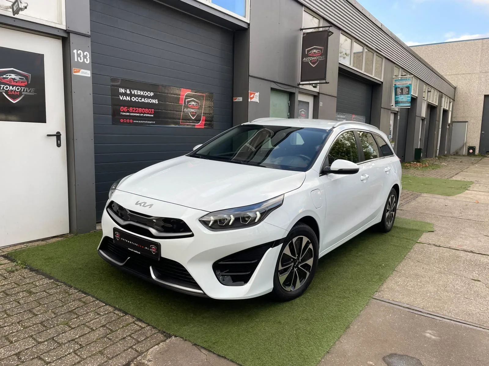 Kia Ceed (2022) — foto 1