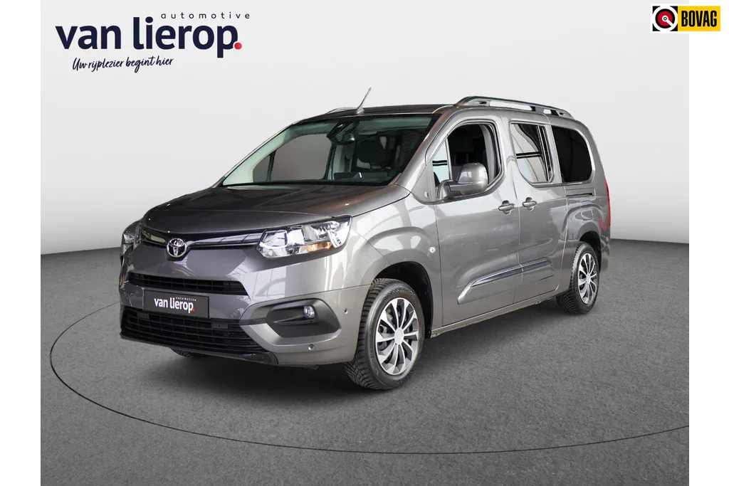 Toyota ProAce City Verso (2021) — foto 1