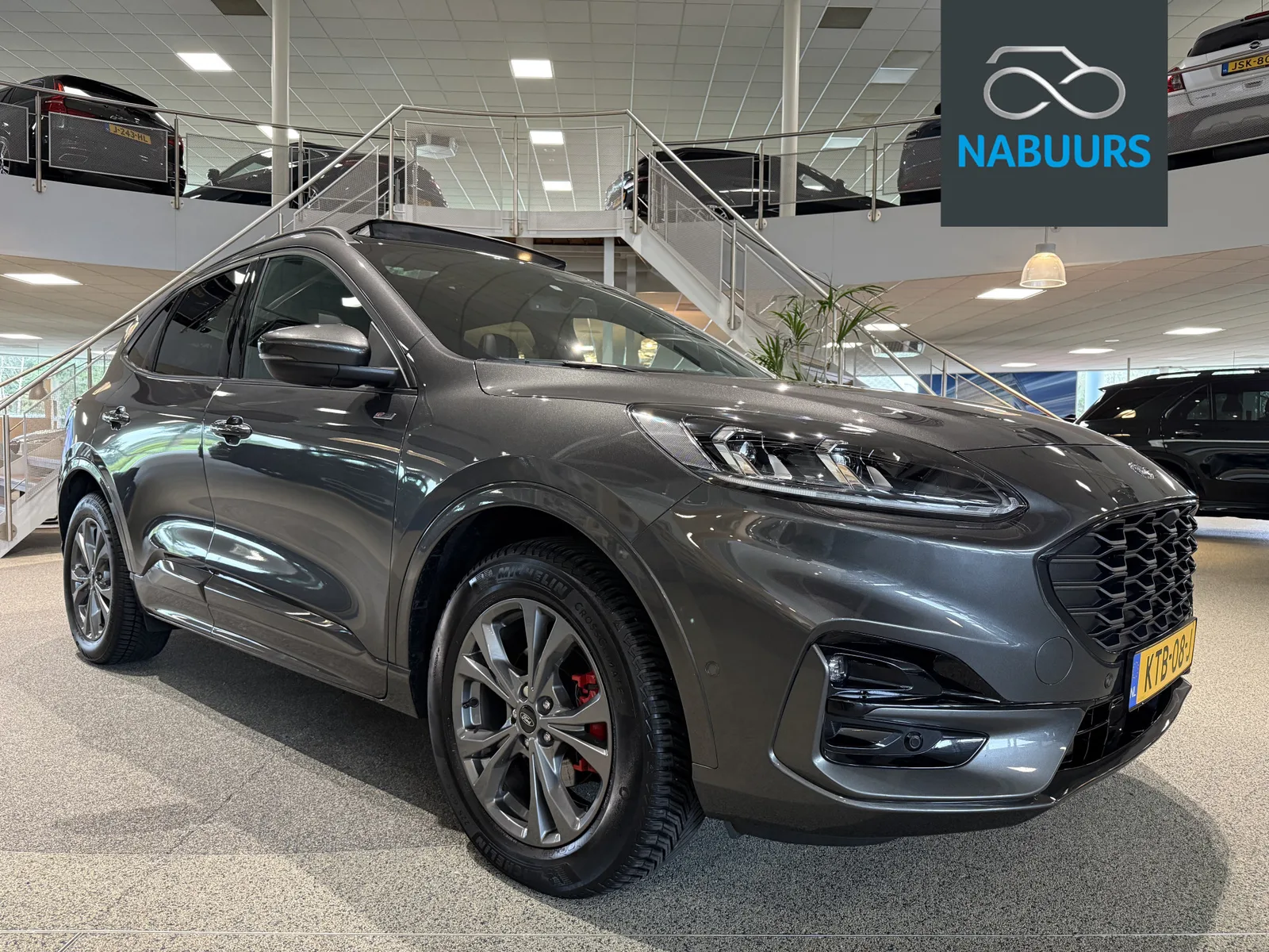 Ford Kuga (2022) — foto 1