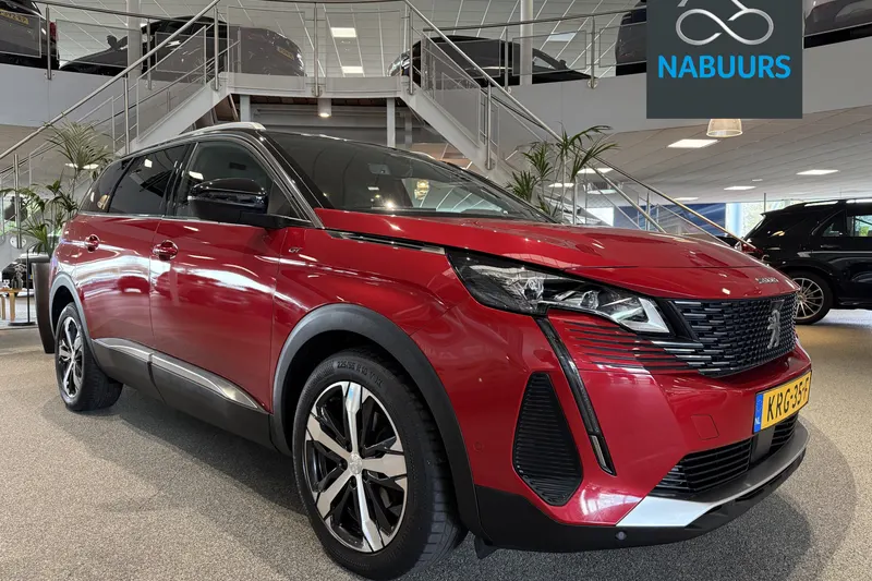 Peugeot 5008 (2022)