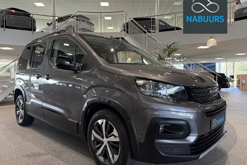 Peugeot Rifter (2021)