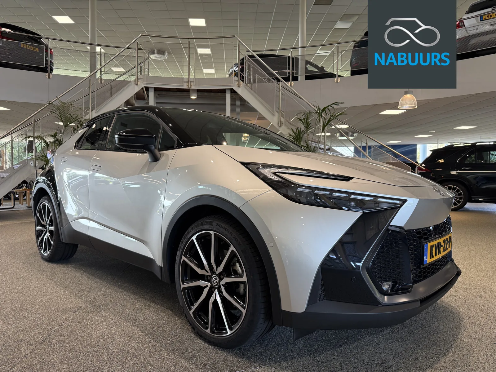 Toyota C-HR (2025) — foto 1