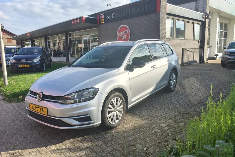 Volkswagen Golf (2019)