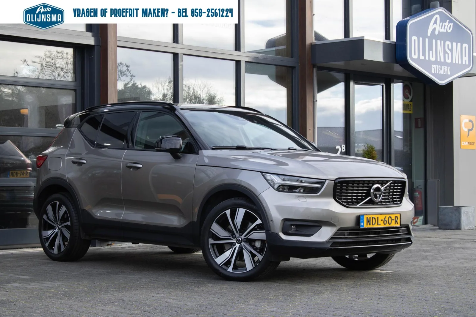 Volvo XC40 (2022) — foto 1