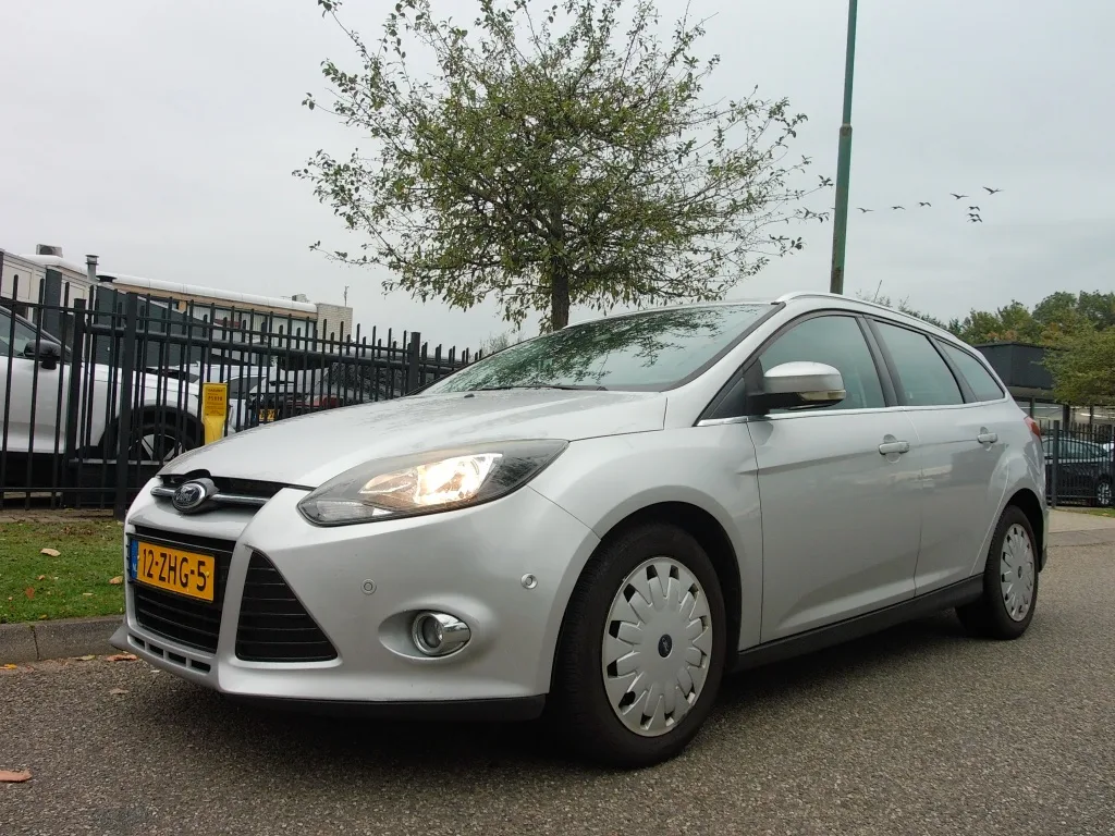 Ford Focus (2012) — foto 1