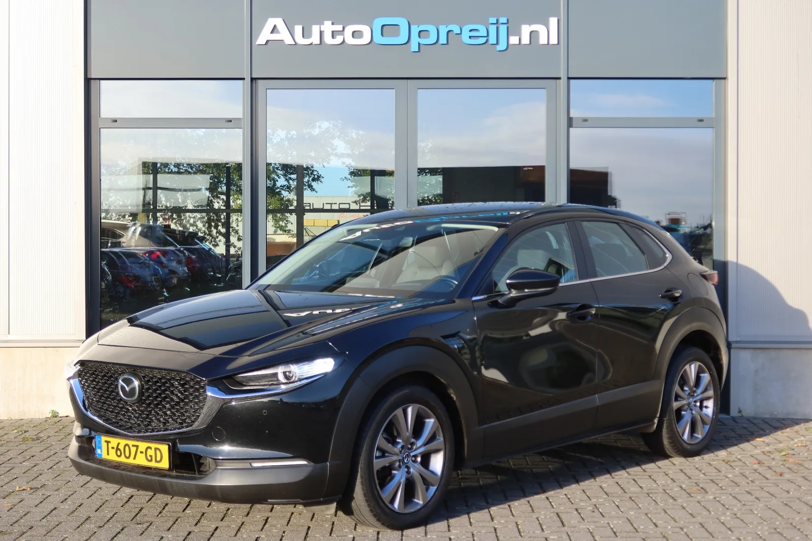 Mazda CX-30 (2019) — foto 1