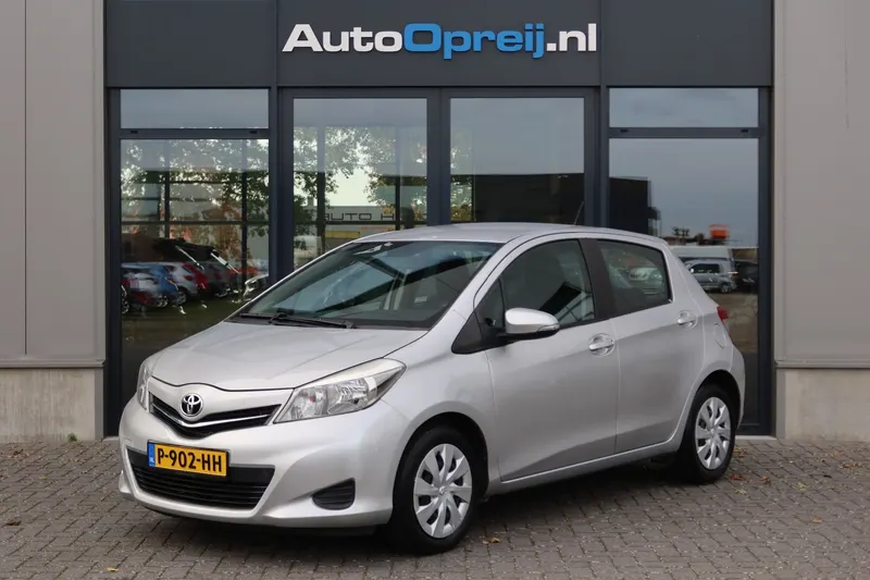 Toyota Yaris (2012)