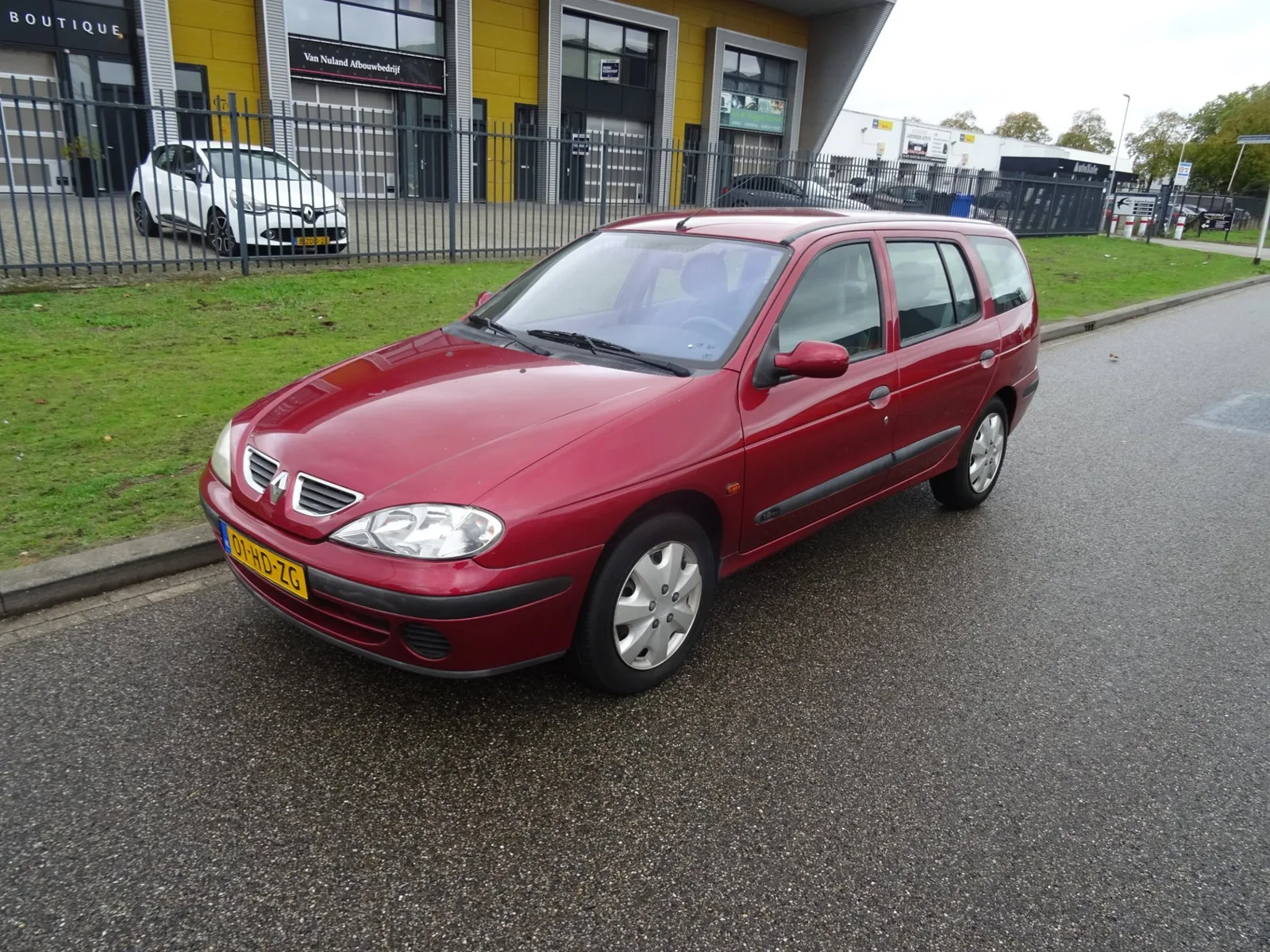 Renault Mégane (2001) — foto 1