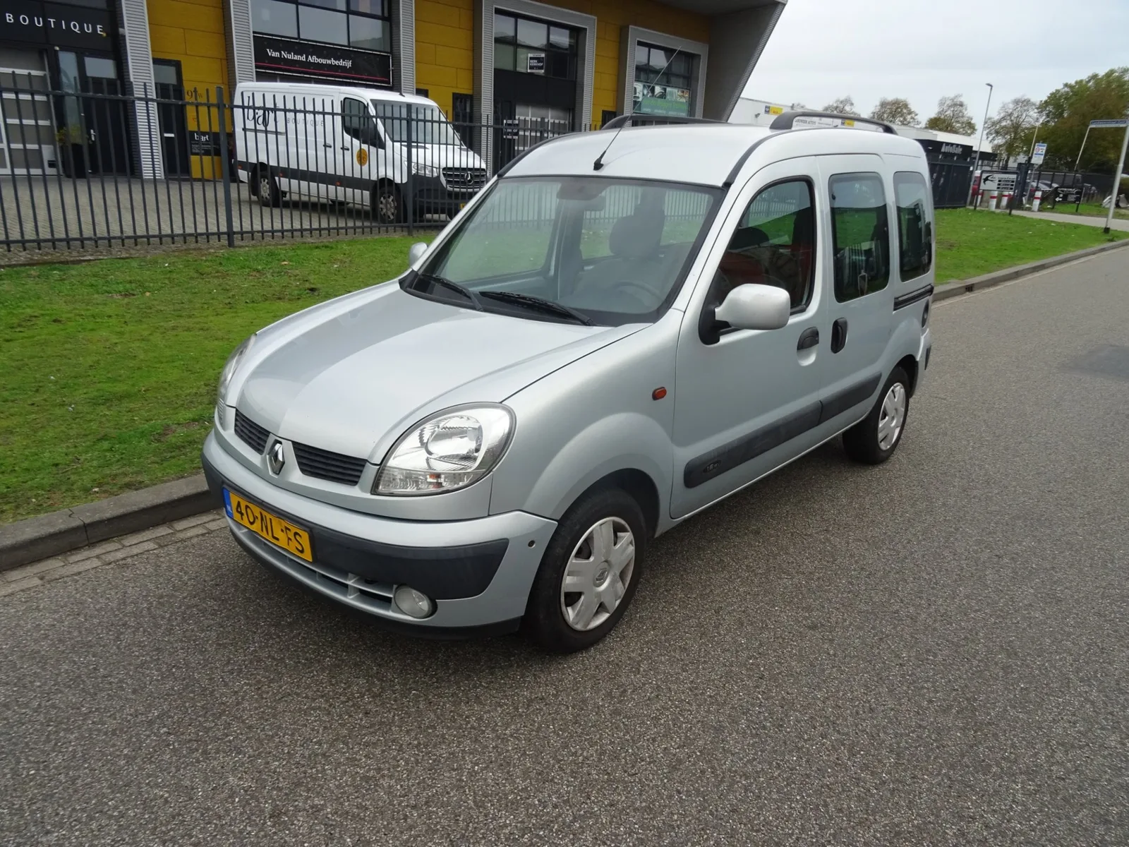 Renault Kangoo (2003) — foto 1