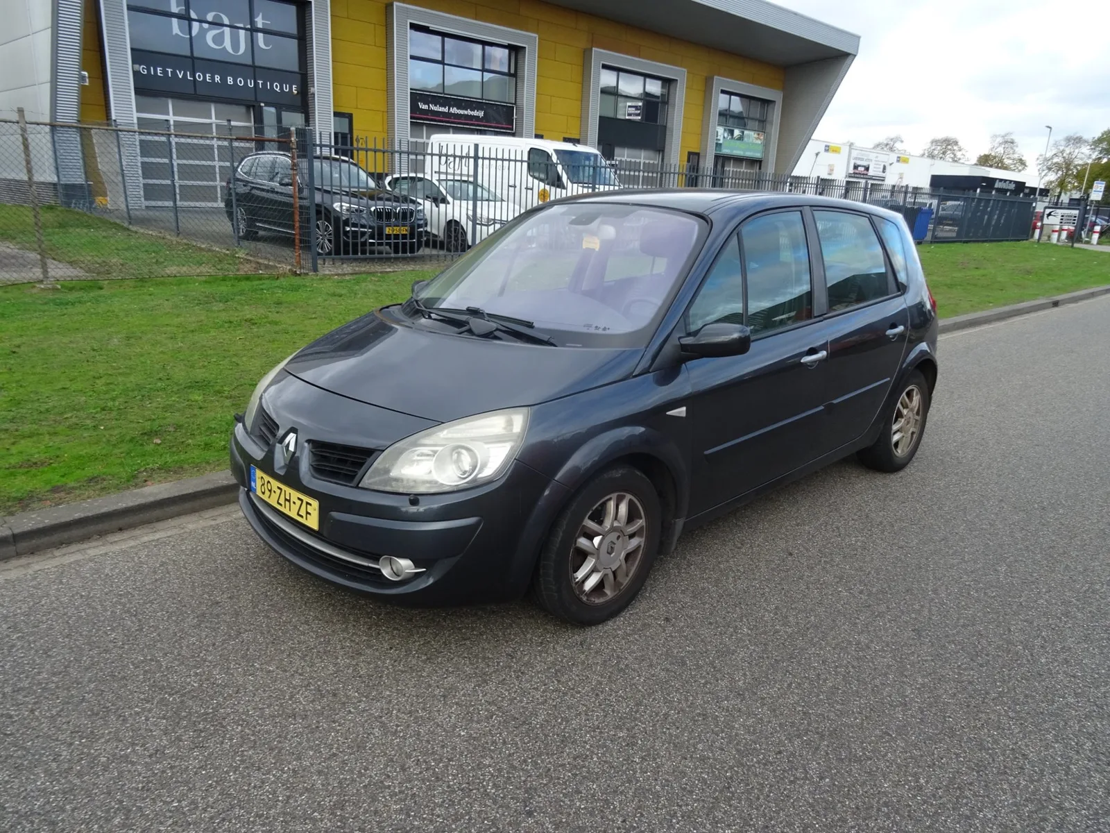 Renault Scénic (2008) — foto 1