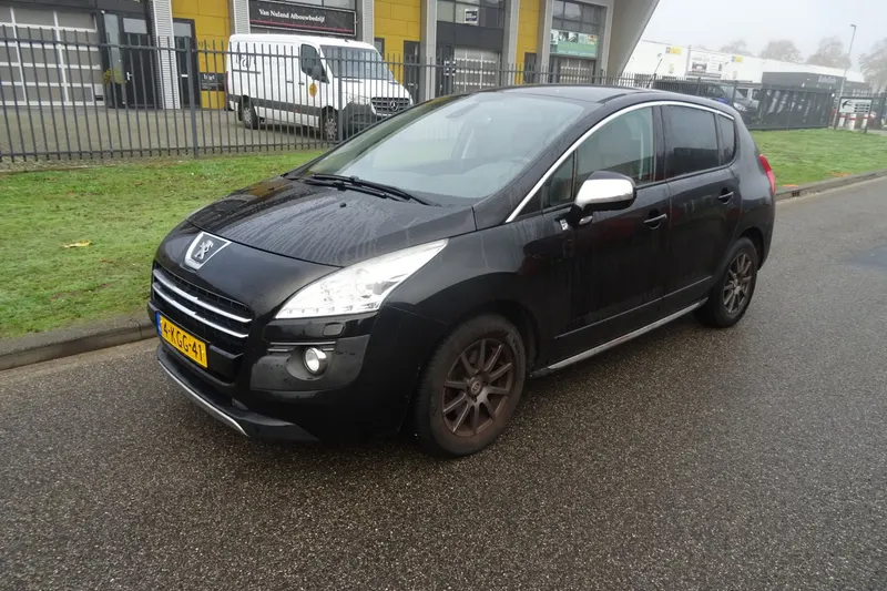 Peugeot 3008 (2013)