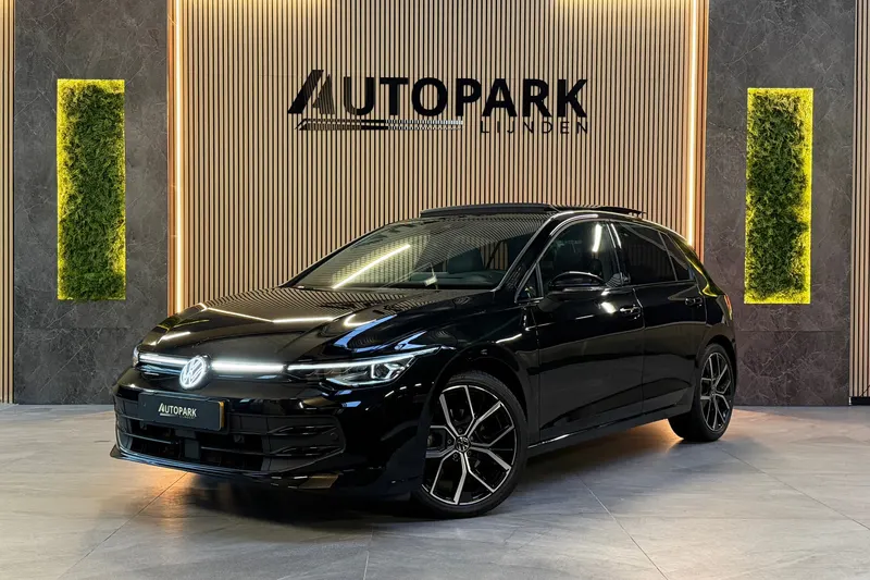 Volkswagen Golf (2024)
