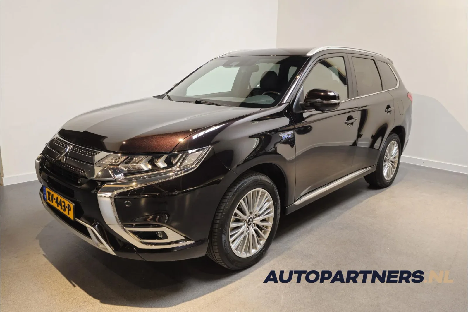 Mitsubishi Outlander (2019) — foto 1