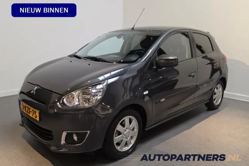 Mitsubishi Space Star (2013)