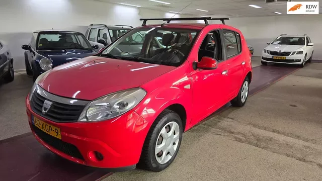 Dacia Sandero (2009) — foto 1