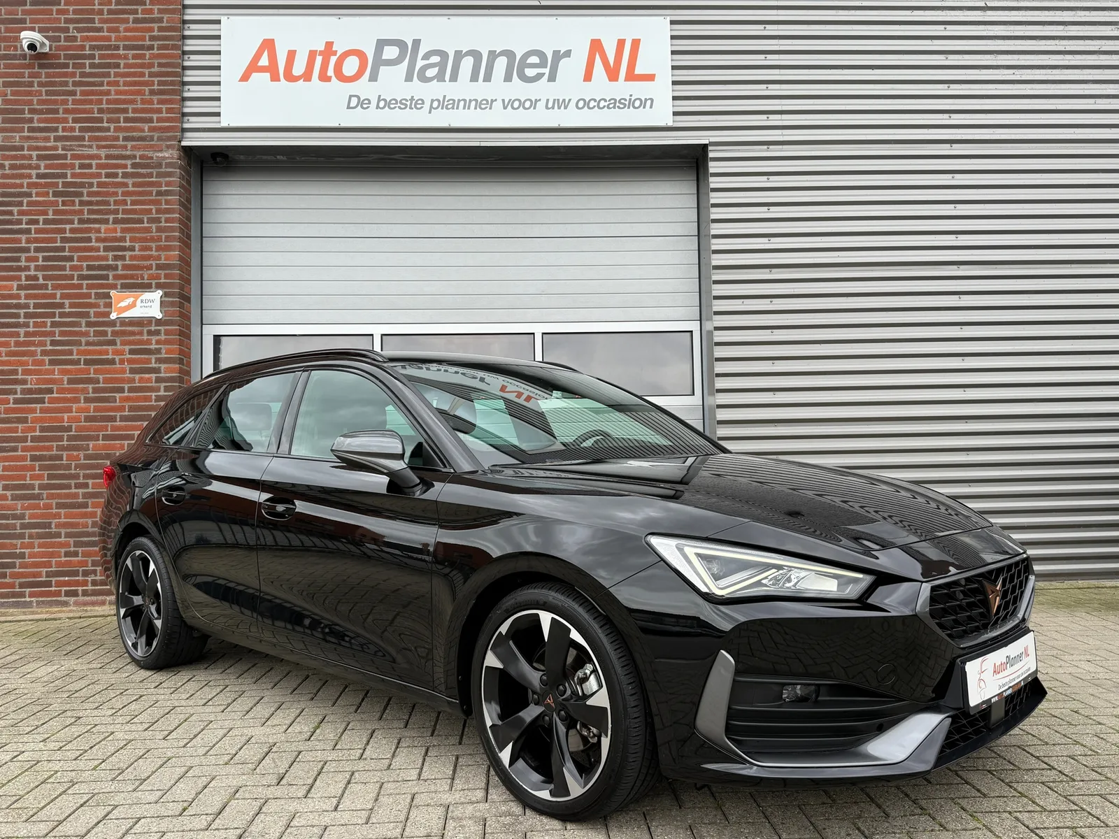 CUPRA Leon Sportstourer (2024) — foto 1