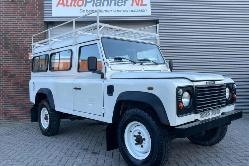 Land Rover Defender (2000)