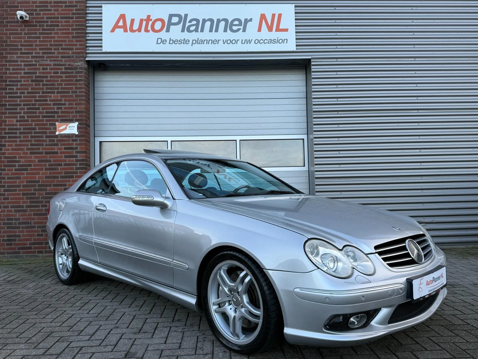 Mercedes-Benz CLK-Klasse (2003) — foto 1