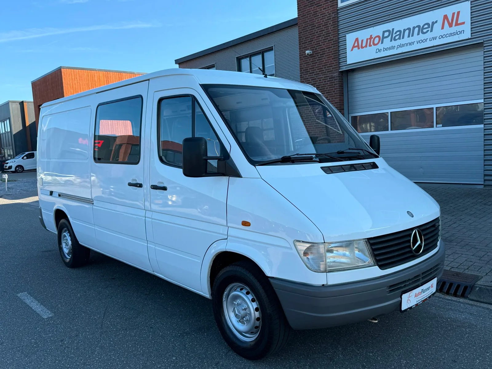 Mercedes-Benz Sprinter (1999) — foto 1