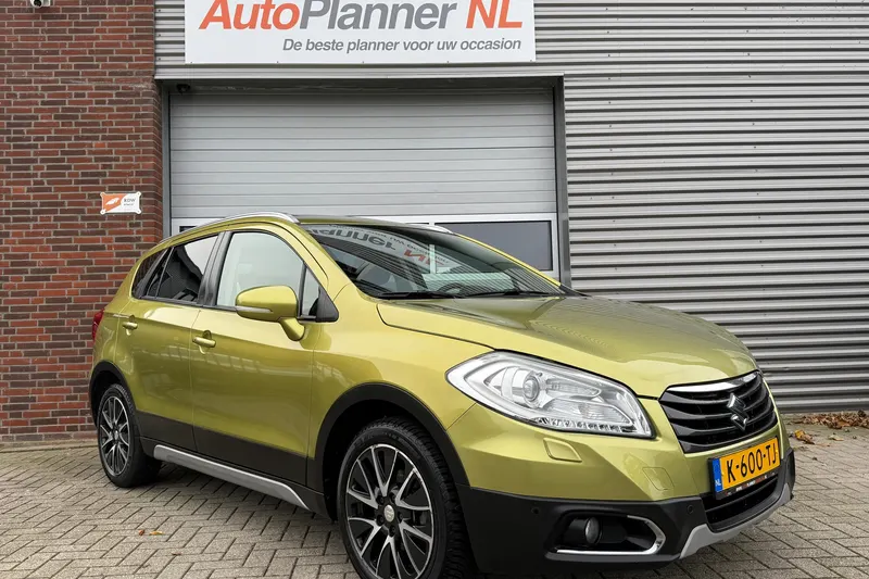 Suzuki SX4 S-Cross (2014)