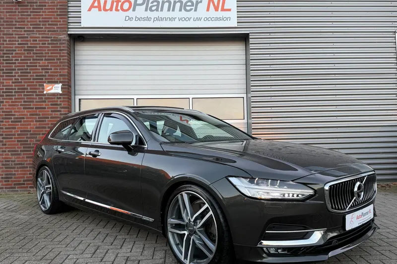 Volvo V90 (2017)