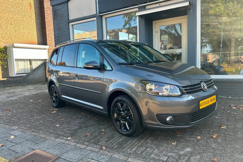 Volkswagen Touran (2014)