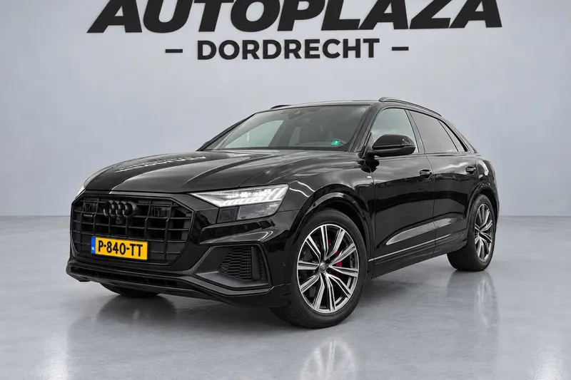 Audi Q8 (2021)