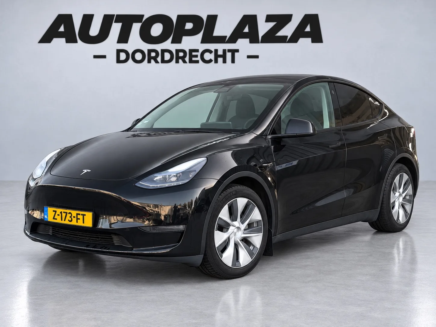 Tesla Model Y (2022) — foto 1