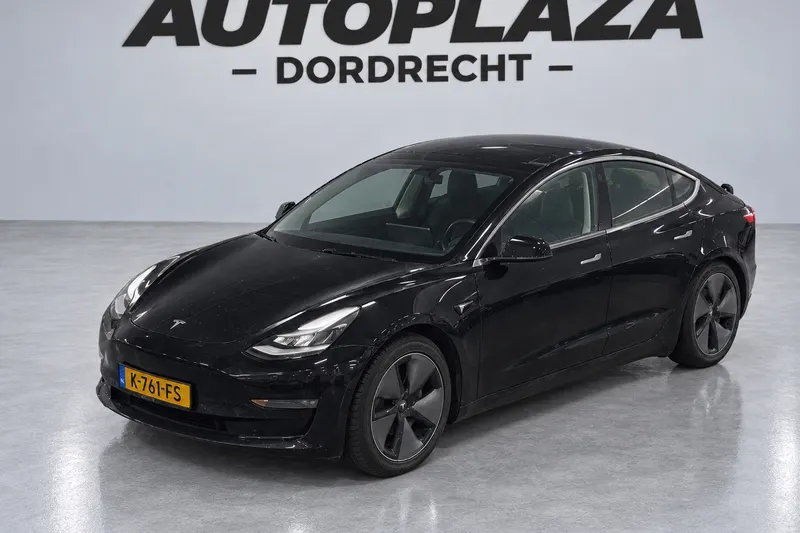 Tesla Model 3 (2020)