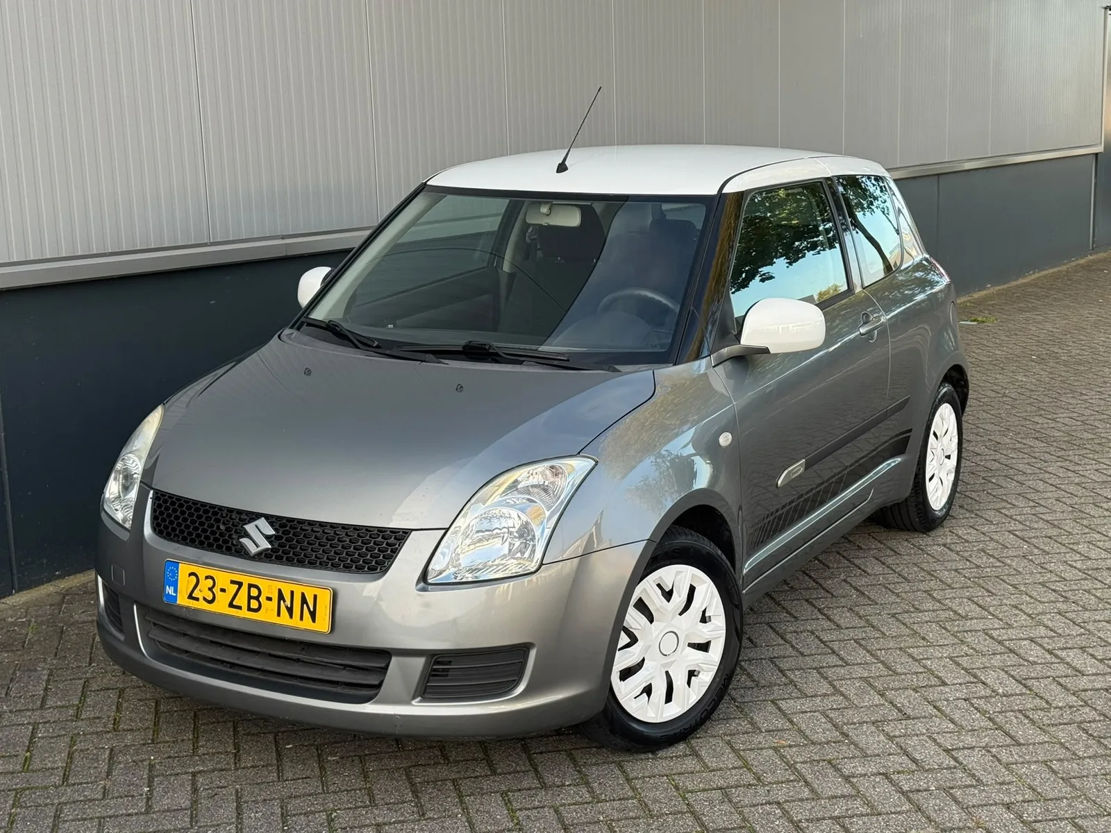 Suzuki Swift (2008) — foto 1
