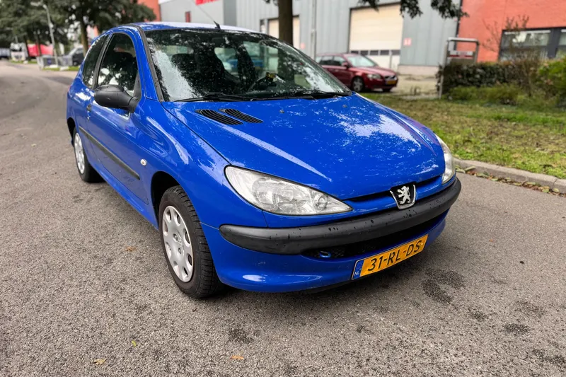 Peugeot 206 (2005)