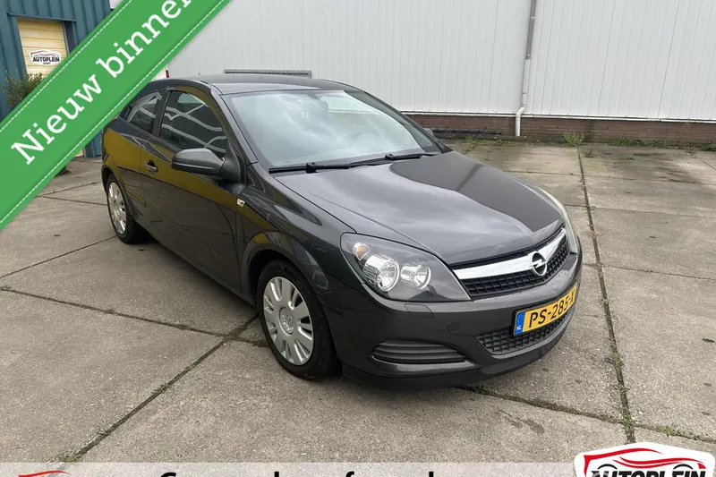 Opel Astra (2009)
