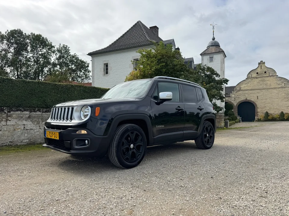 Jeep Renegade (2014) — foto 1