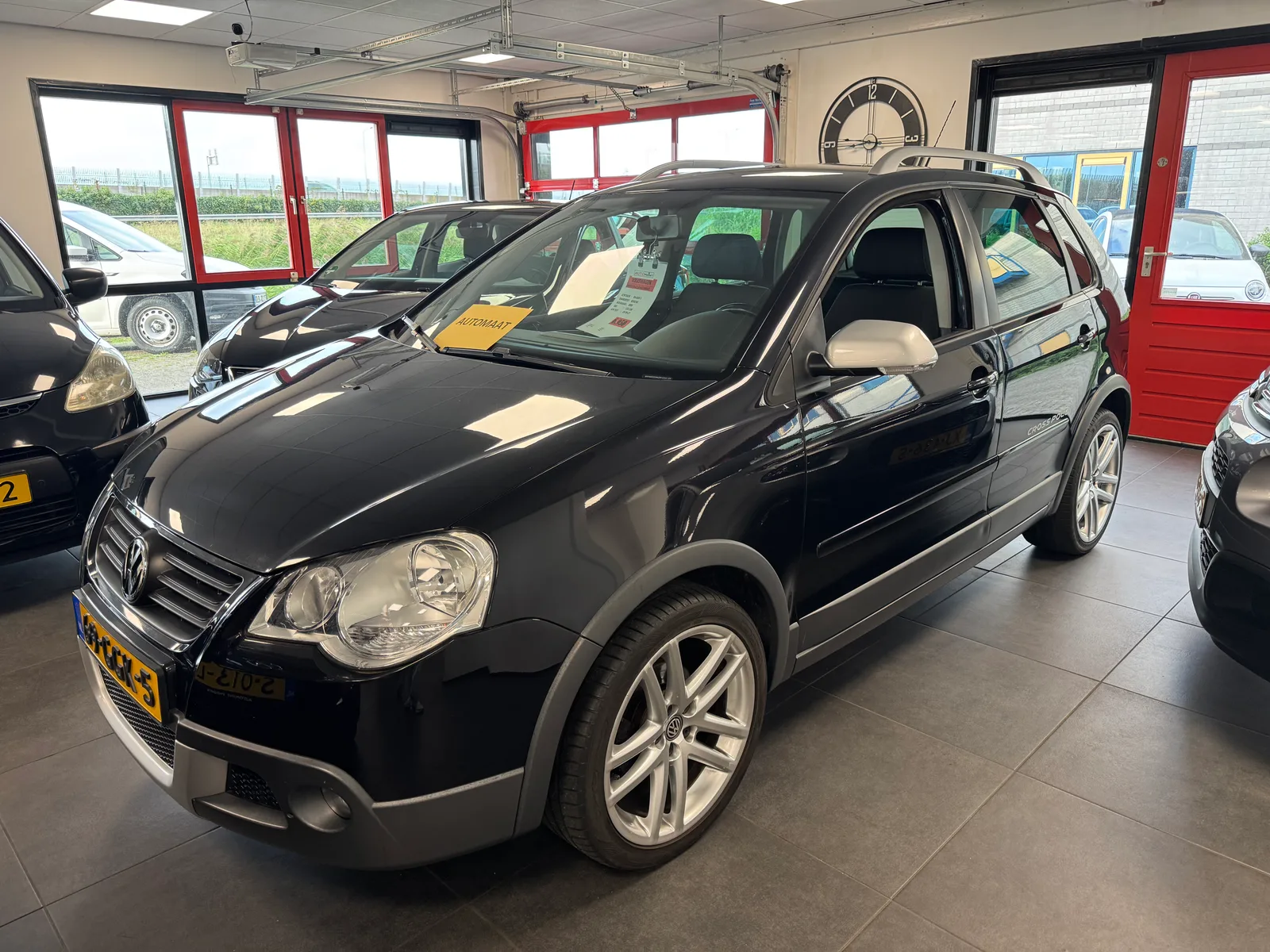 Volkswagen CrossPolo (2008) — foto 1